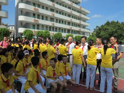 广东省第七届留守少年儿童福彩夏令营开营仪式在饶平师范实验中学