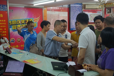 蔡建新副主任现场讲解